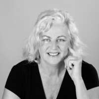 Anne-L500x500.jpg